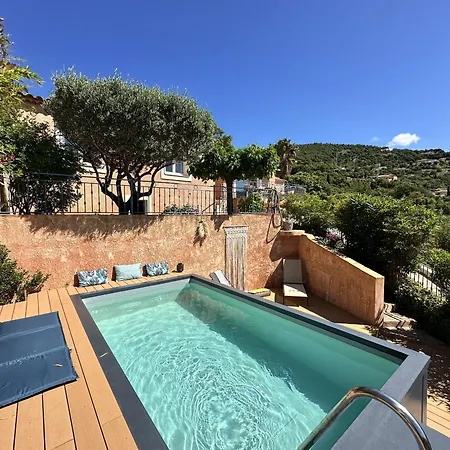 Marilou Climatisee Pour 6 Personnes Avec Piscine Sur Le Domaine De Valcros A La Londes-les-maures Villa La Londe-les-Maures